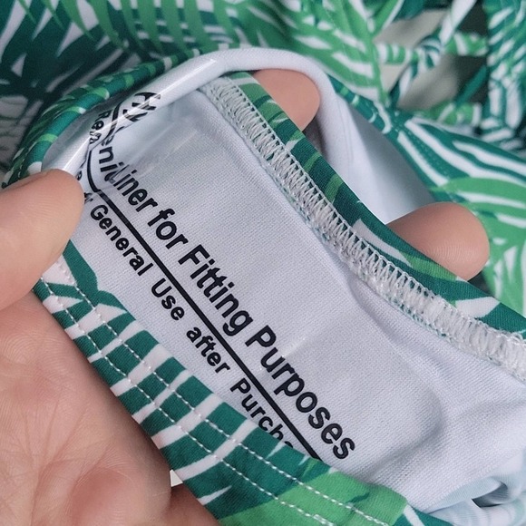 NEW! SUN & SEA Lace Up Tropical Print One Piece Swimsuit 8. - Picture 4 of 6